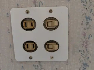Old Style Outlet Cover *1930s-40s*
