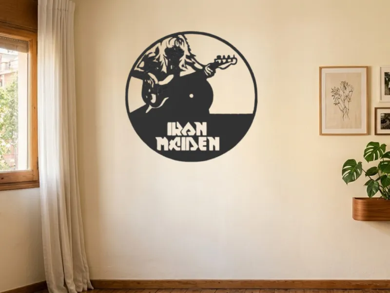 silueta iron maiden
