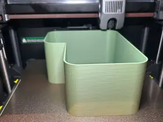 K2 poop bucket