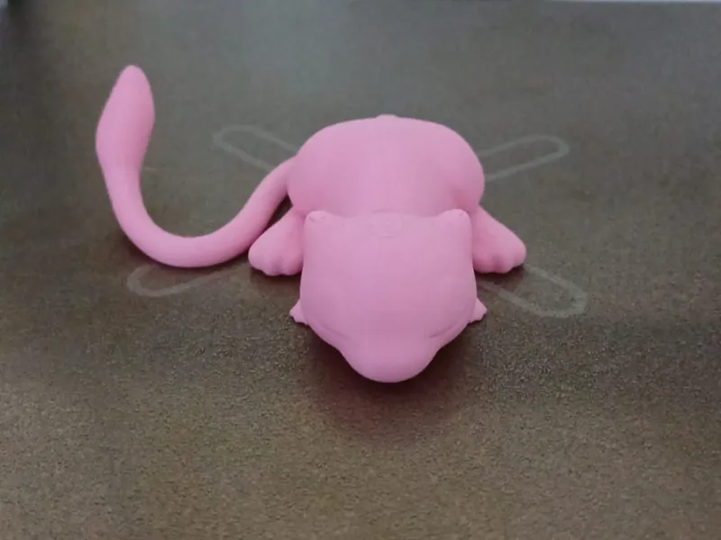 眠るミュウ