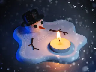 Melted Snowman Candle Holder