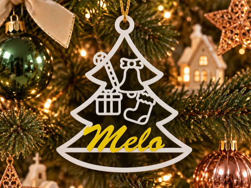 メロ家のツリー型クリスマスオーナメント