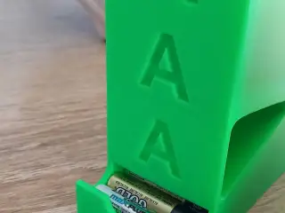 AAA batteries holder