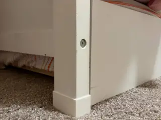 day bed riser feet