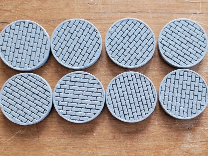 25mm terrain base - brick wall