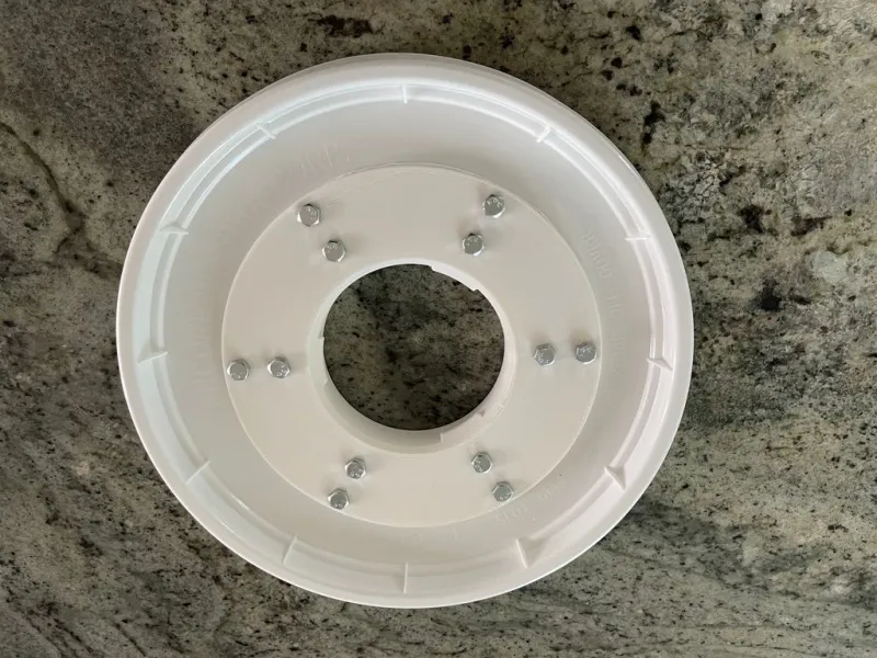 Adaptador para torre hidropónica de 5 galones
