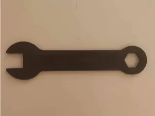 Wrench