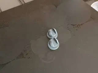 Love stand - round