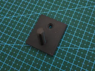 Dustpan hook