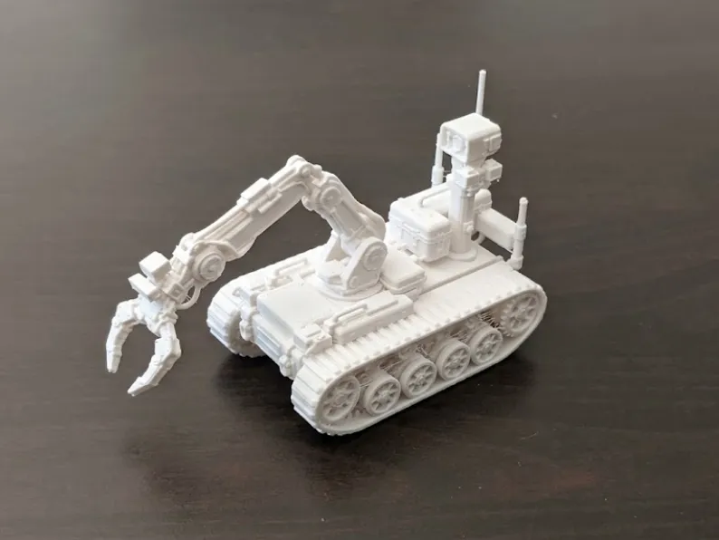 EOD Robot with Robotic Arm - Realistic Model