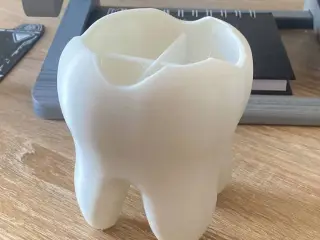 toothbrush holder