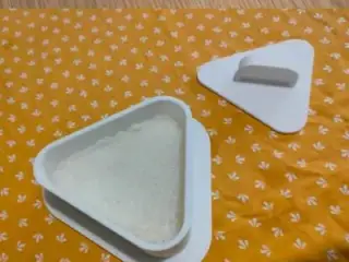Onigiri maker
