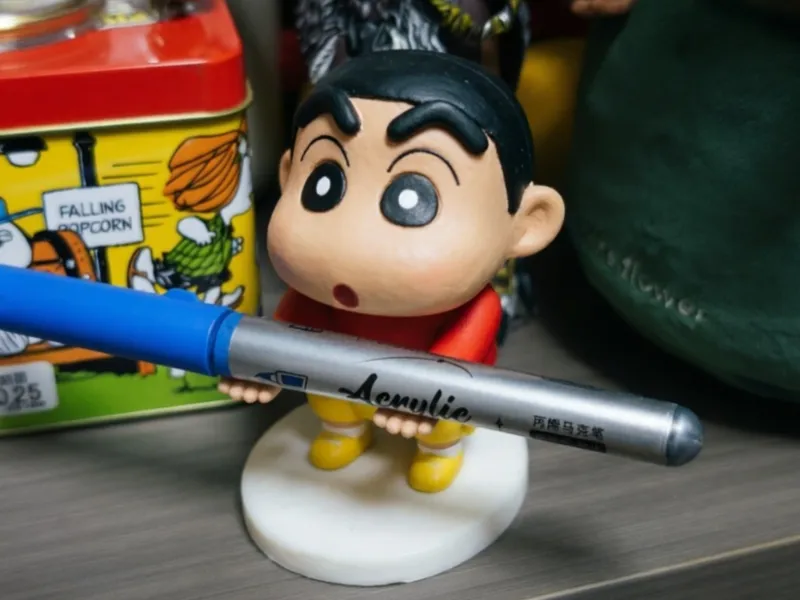 Crayon Shin-chan Asian Squat Pen Holder