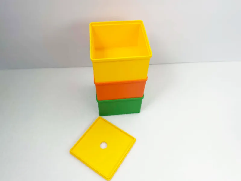 100x100x60 Stackable Box with lid