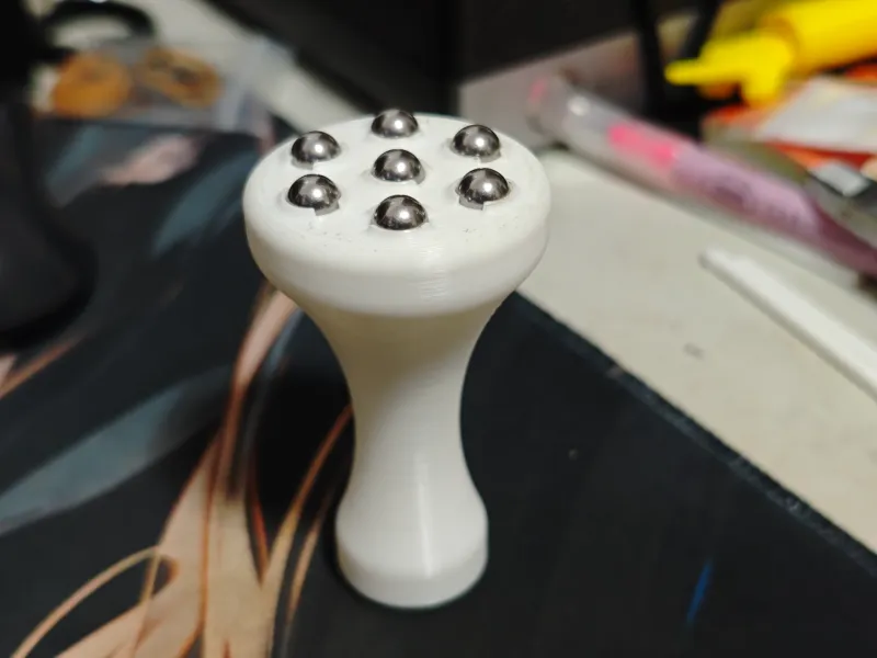 滚珠按摩器
