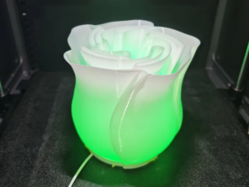 Decorative Two-Part Rose Lamp