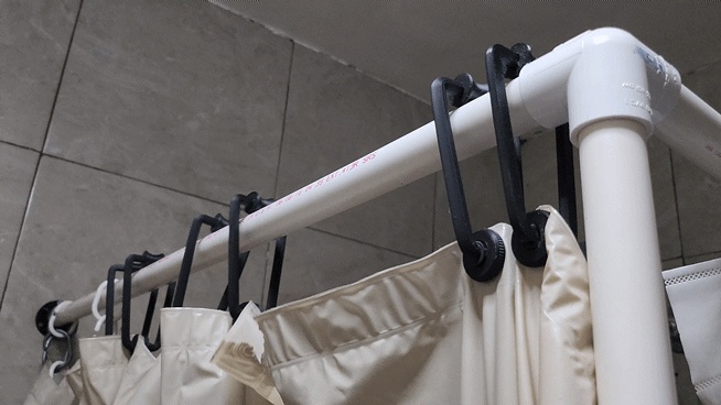 Shower curtain hooks - Better sliding and grip