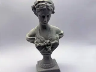 Lady Bust Statue