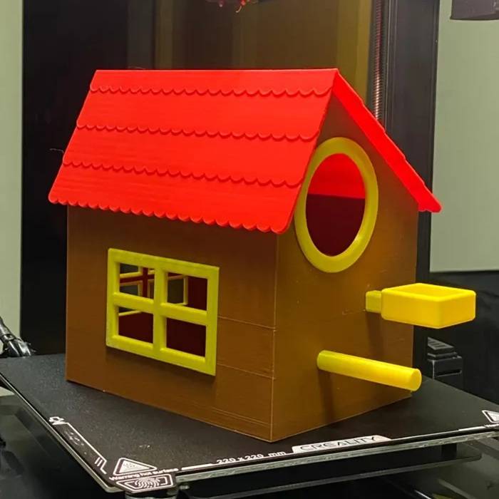 CASA CON COMEDERO PARA PAJAROS