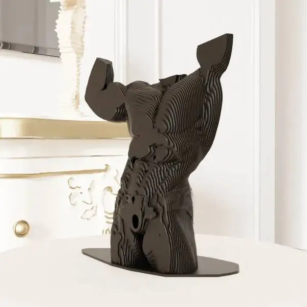 Arnold Schwarzenegger Torso - In delen gesneden