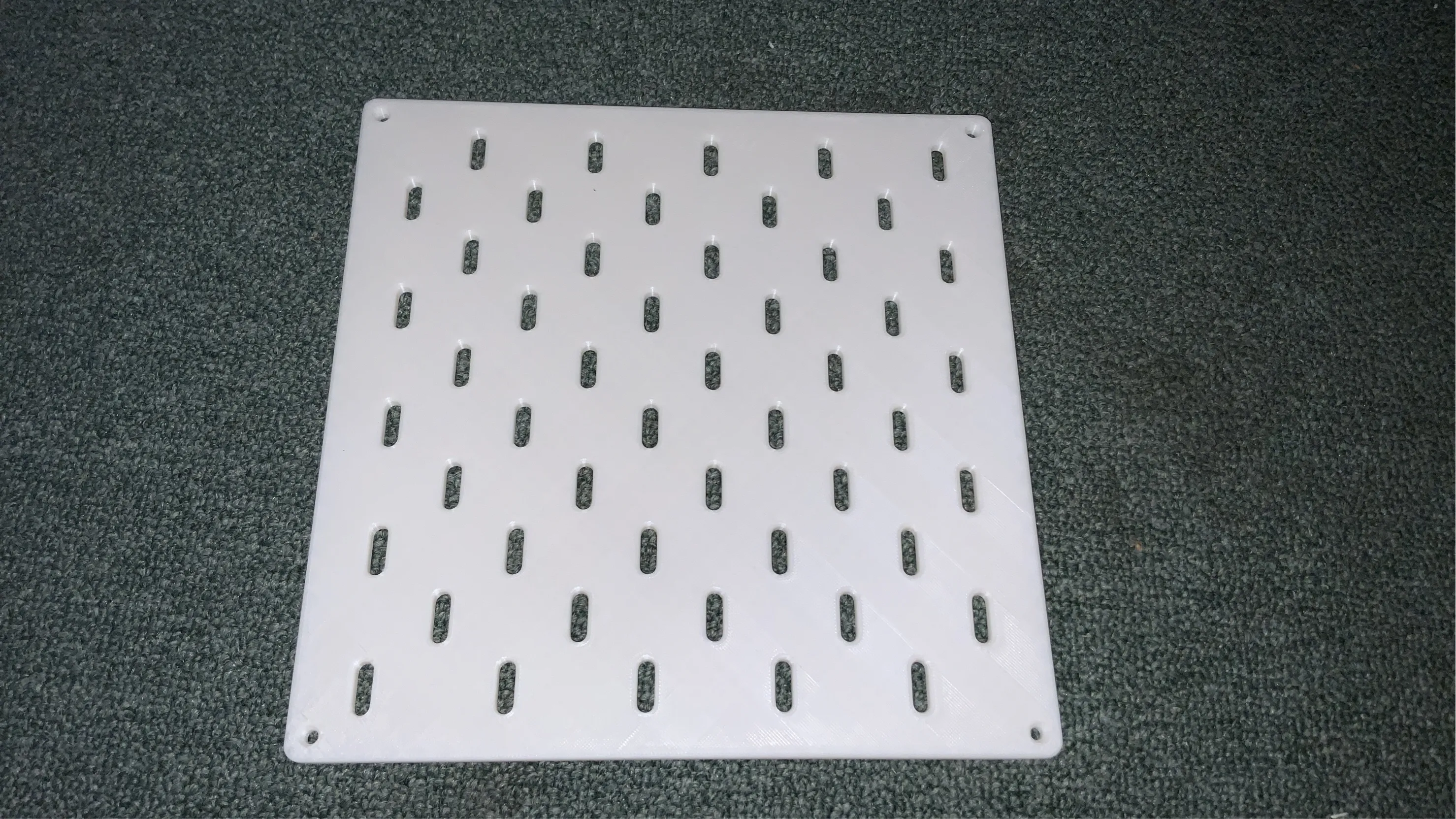 IKEA Skadis 220x220-1