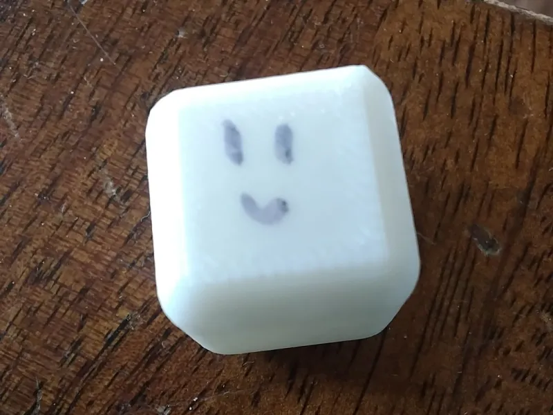 A little useless cube, just for fun (assembly required)