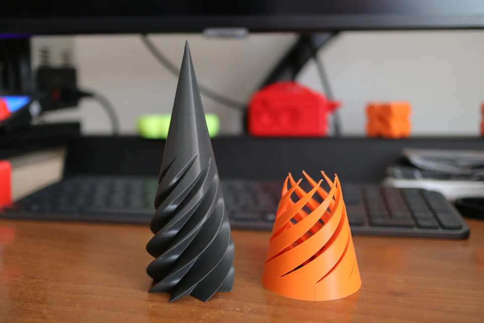 piral Cone Fiddle Toy