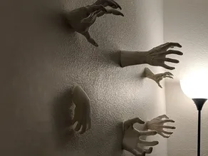 #HALLOWEEN2021-Reaching Wall Hands