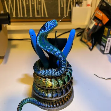 Articulated Cobra + Pencil Holder-0