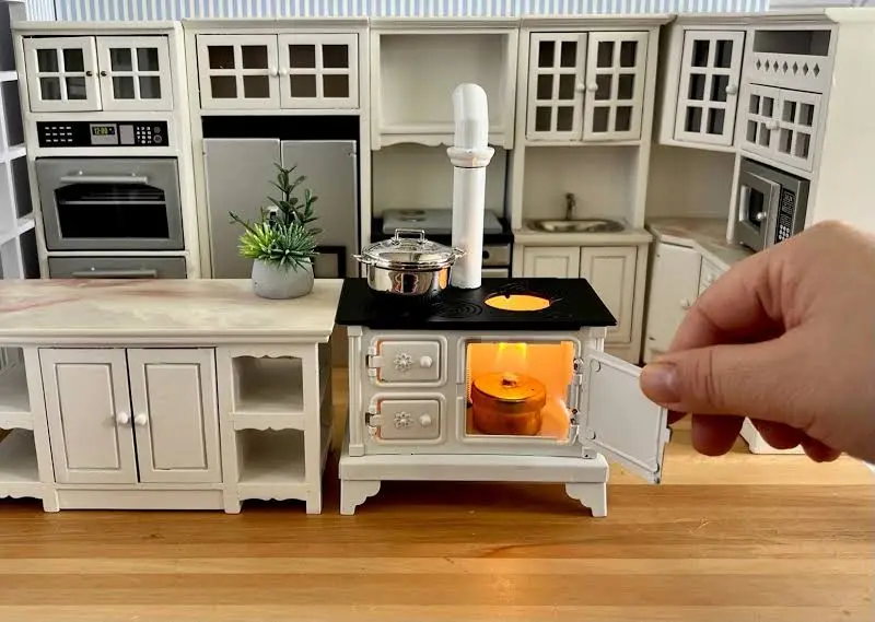 Miniature Doll house Furniture