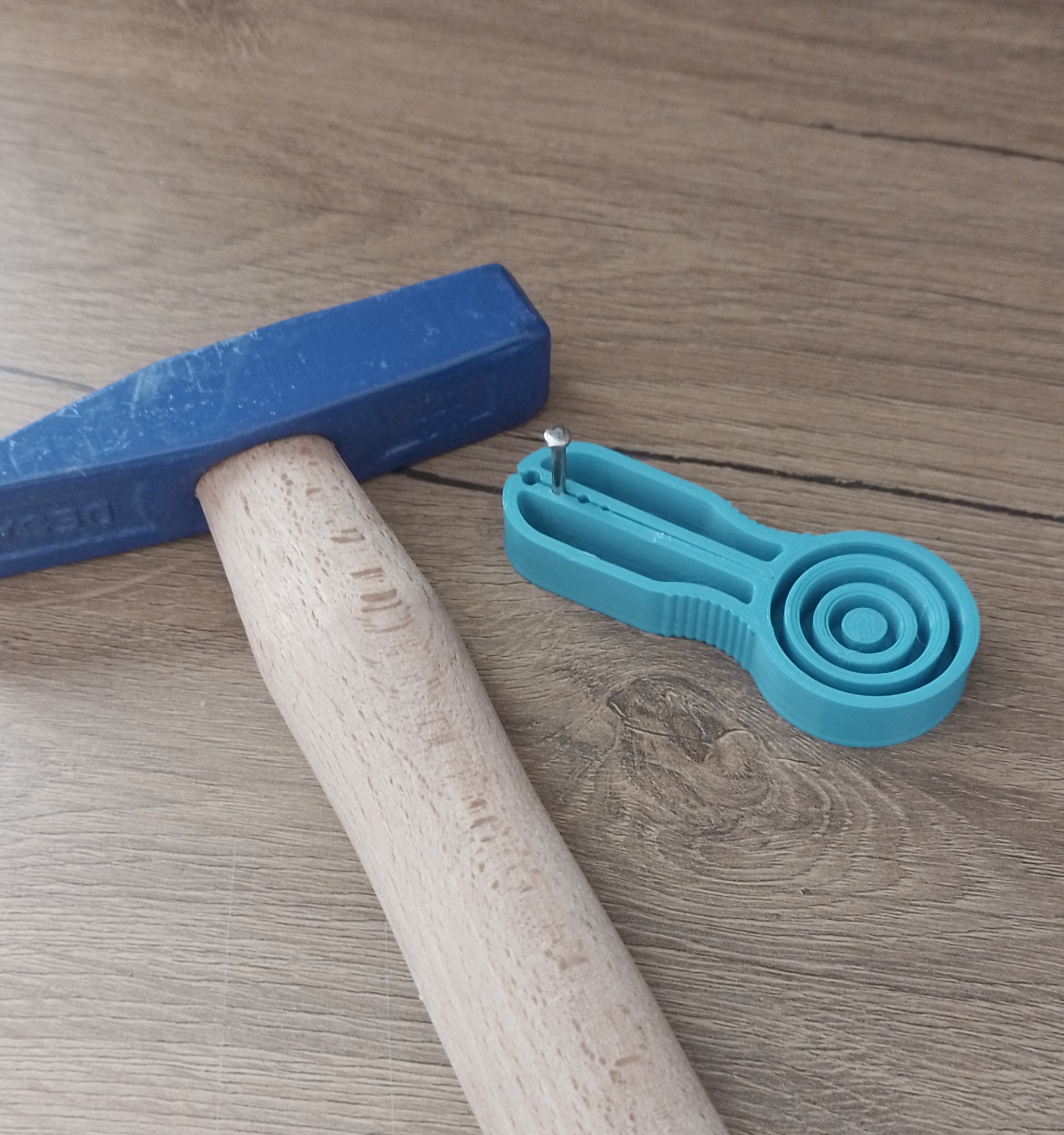 Nail holder tool 3D models download Creality Cloud