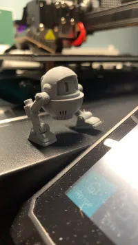 Kenji the print-in-place benchy robot-2