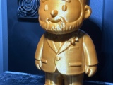 groom-1