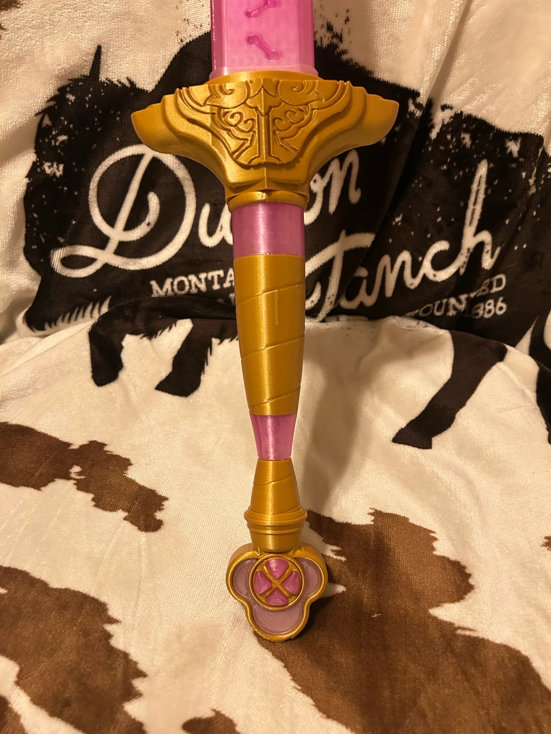 Rumi’s Sword K-Pop: Demon Hunters Inspired-1
