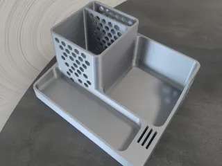 Desk organiser 