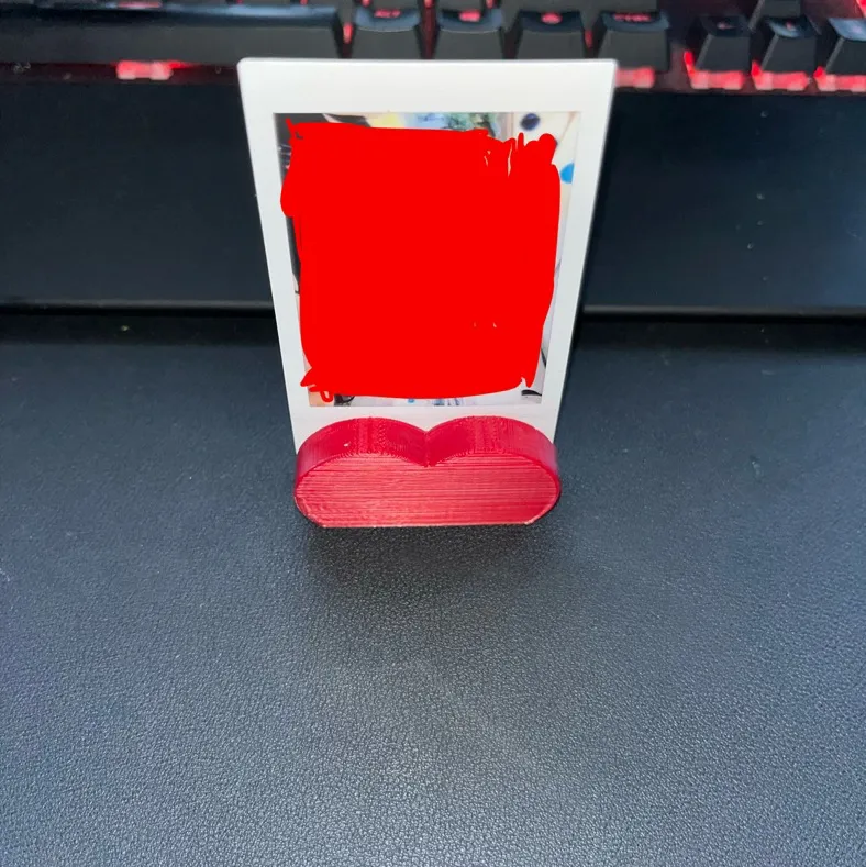 Heartshaped Fujifilm Instax Picture Holder