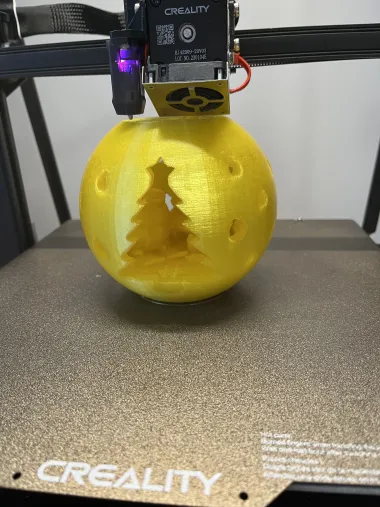 PENGUIN LIGHTED SPHERES-1