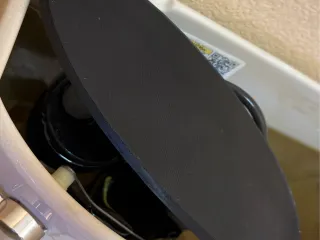 Toilet Flush Valve Spray blocking lid