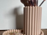 Soporte y bandeja para brochas de maquillaje-2
