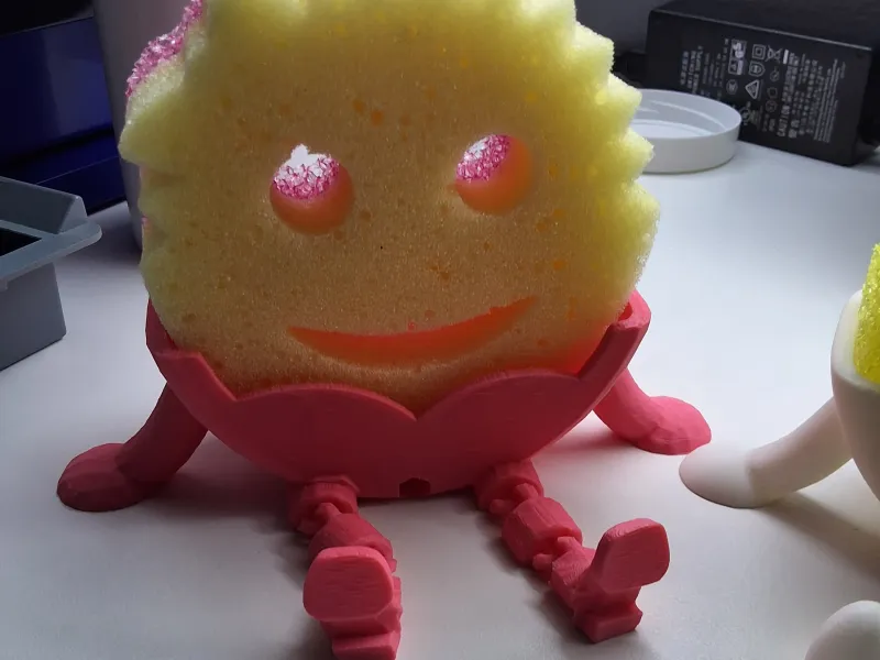 Scrub Mommy holder 