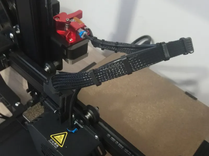 CR-6 SE Tube and cable clip