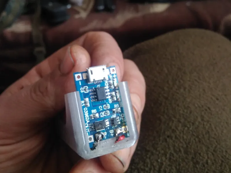 TP4056 charging box for 18650 batteries