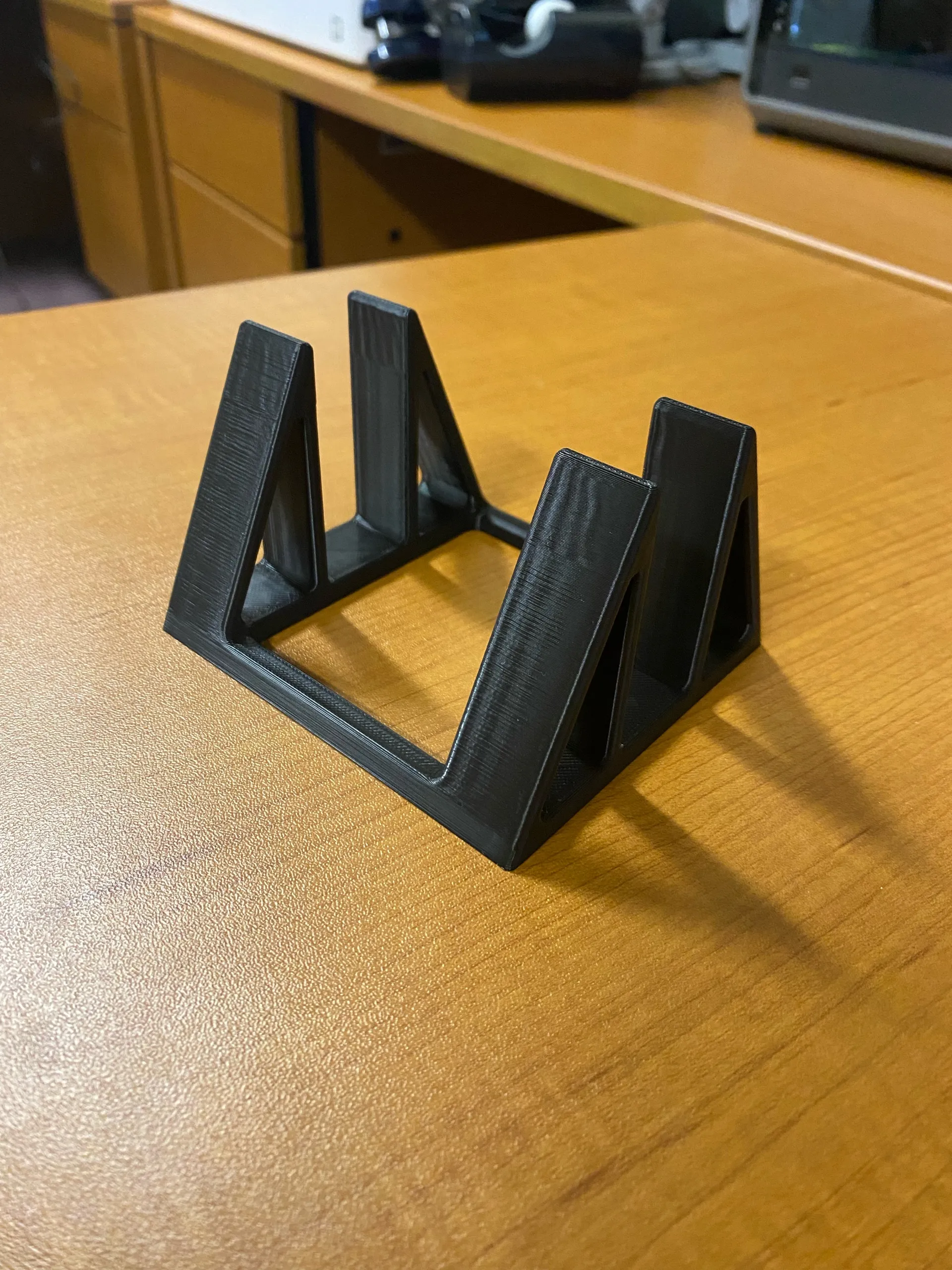 parametric vertical Laptop / Notebook Stand-0