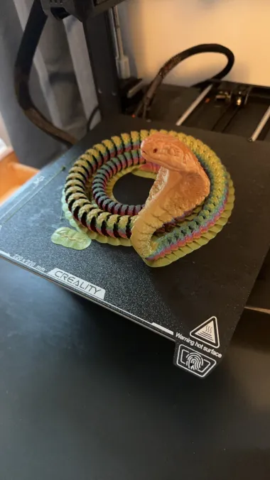 Articulated Cobra + Pencil Holder-0