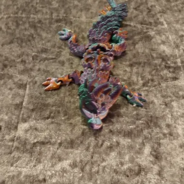 Deyva, the winged baby dragon, articulated, flexy, toy-1