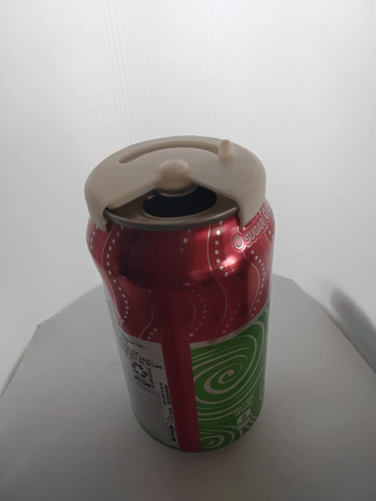 Snap on Closable Lid for 12 oz Can-1