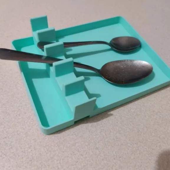 simple spoon rest