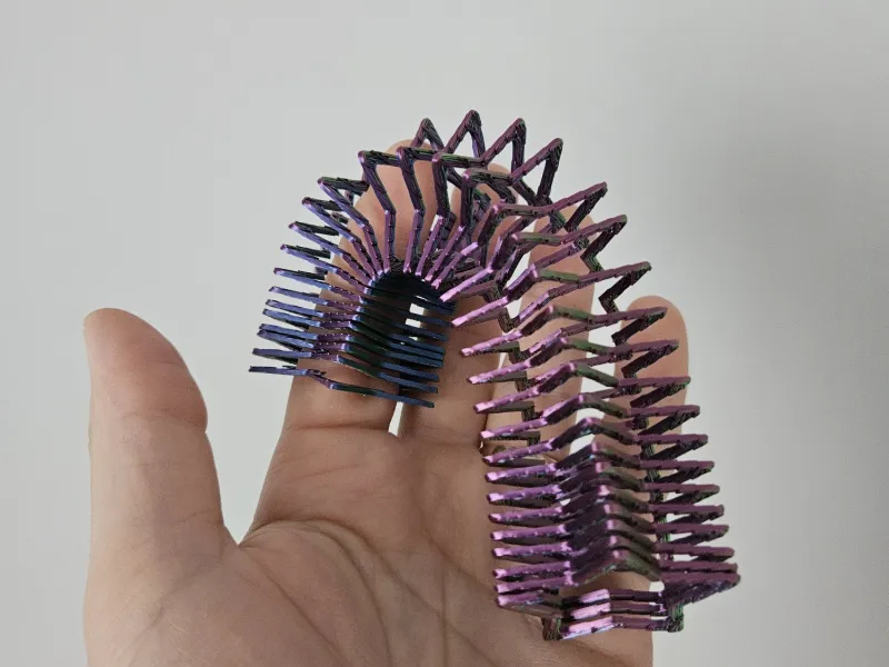 Slinky fidget Print in place ASMR toy star form