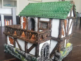 Fantasy Commoner House