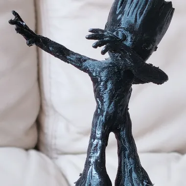 Baby Groot Dab-0